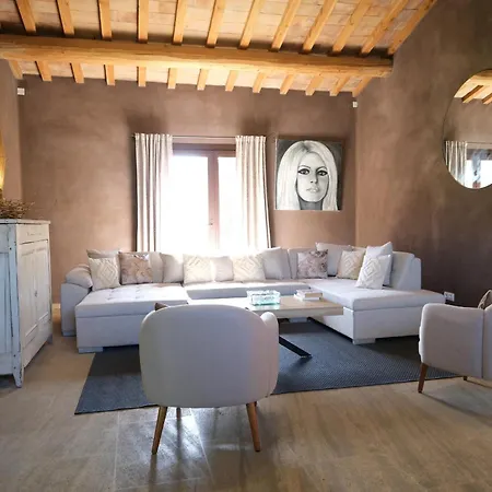 Provencal Farmhouse, Mont Ventoux View, 2 Pools Villa *